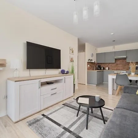 Apartament Piekna Z Parkingiem By Renters Vratislav